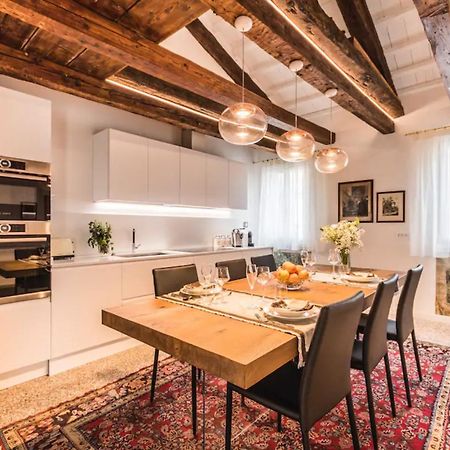 Apartment Ca Brunilda-Luxury Penthouse With Terrace Venetië Buitenkant foto